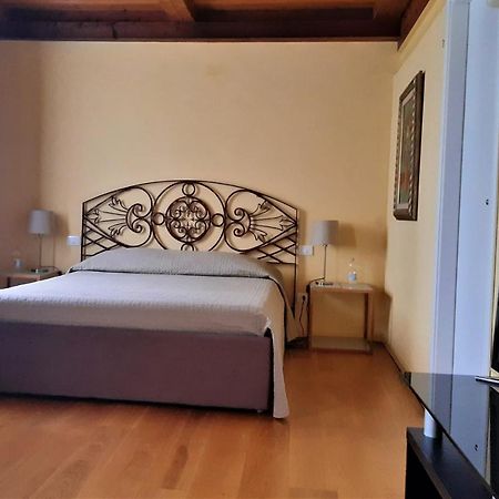 B&B Le Stanze Del Belriguardo Voghiera Εξωτερικό φωτογραφία